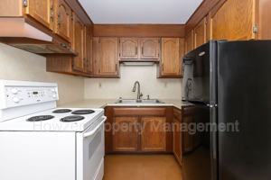 featured image of 212 Sandwich St #7