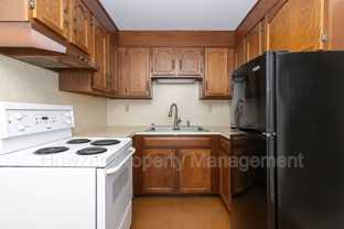 212 Sandwich St #7 - Photo 1 of 1