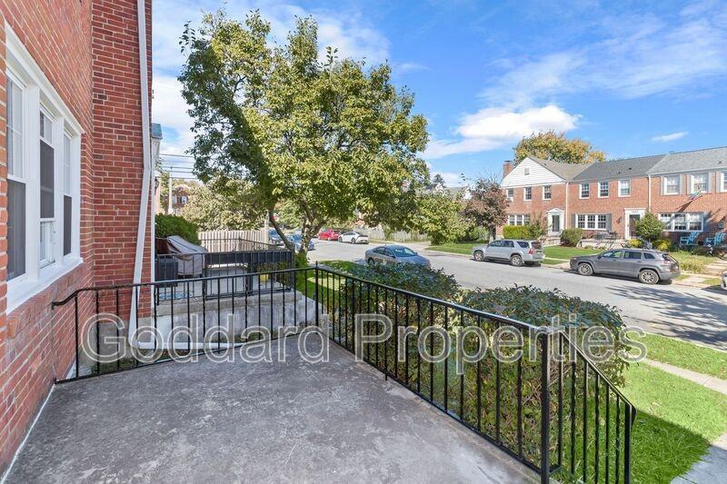 1603 Feldbrook Rd - Photo 3 of 44