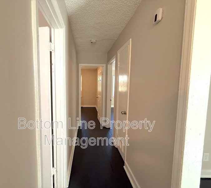 2728 Remington St #1 - Photo 5 of 8