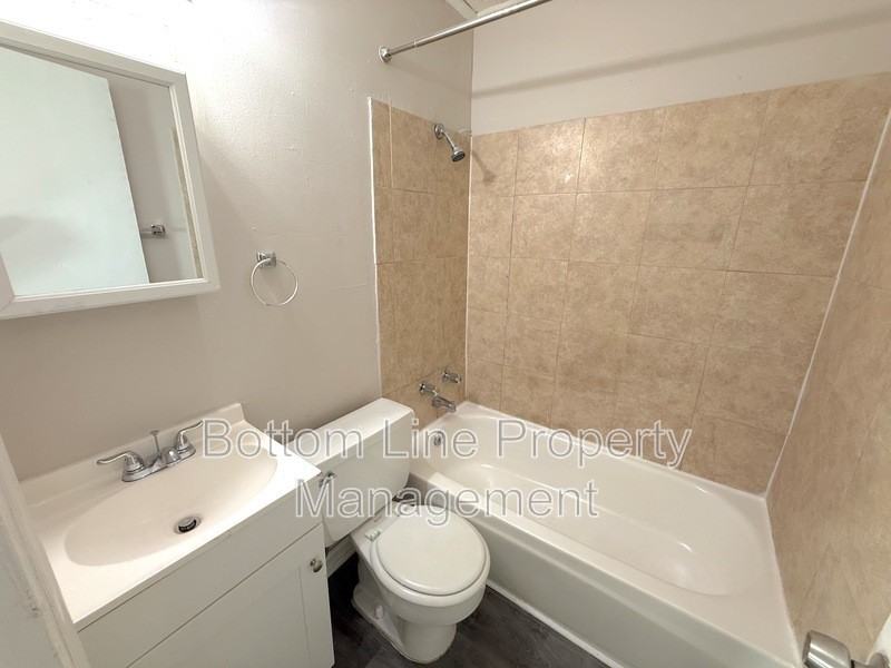 2728 Remington St #1 - Photo 6 of 8