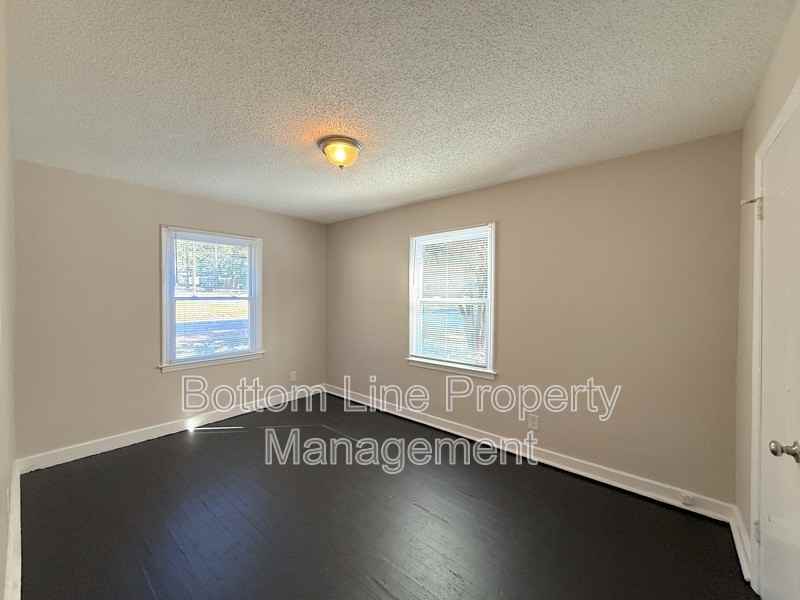 2728 Remington St #1 - Photo 7 of 8