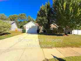 10226 Highland Creek Cir - Photo 1 of 1