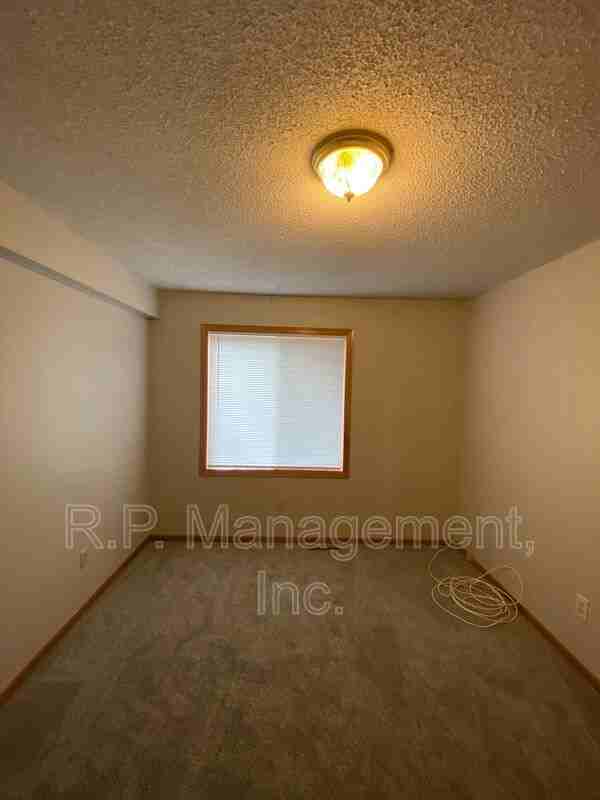 15280 Lesley Ln - Photo 7 of 13