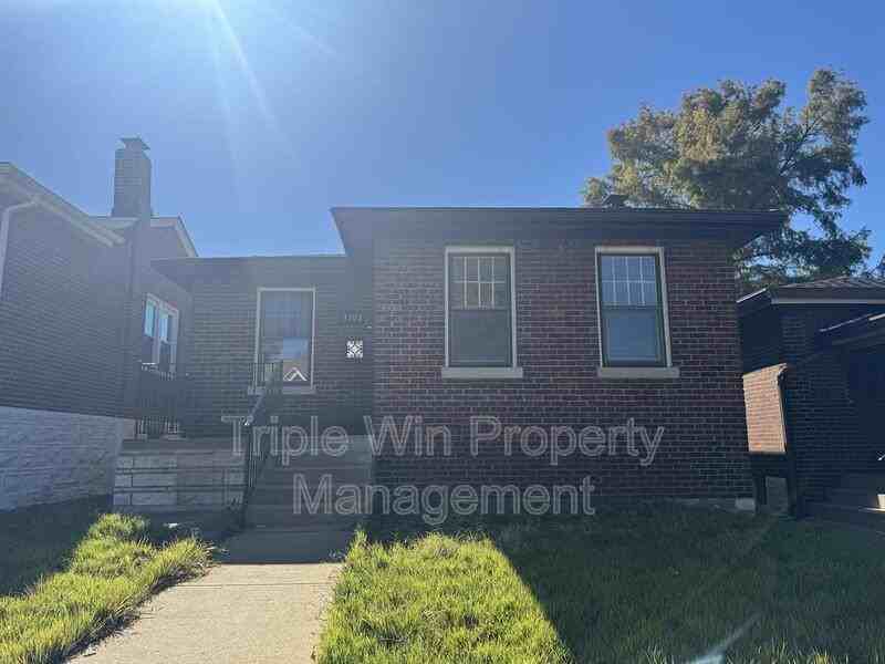 3704 Taft Ave - Photo 2 of 40