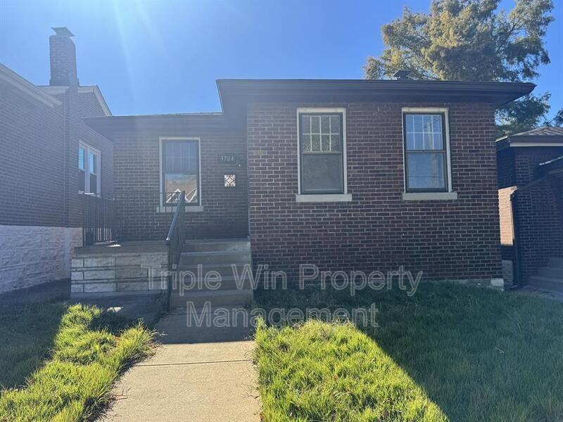 3704 Taft Ave - Photo 3 of 40