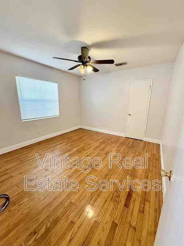 2168 2168 #2-8thAVEN - Photo 5 of 10