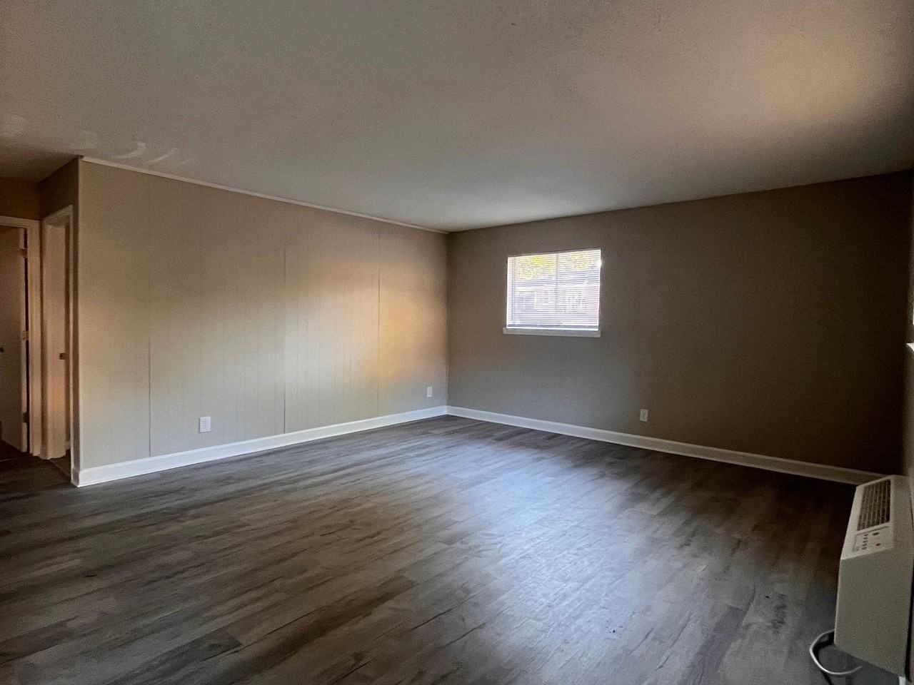 Arrowhead Apartments - Photo 4 of 9