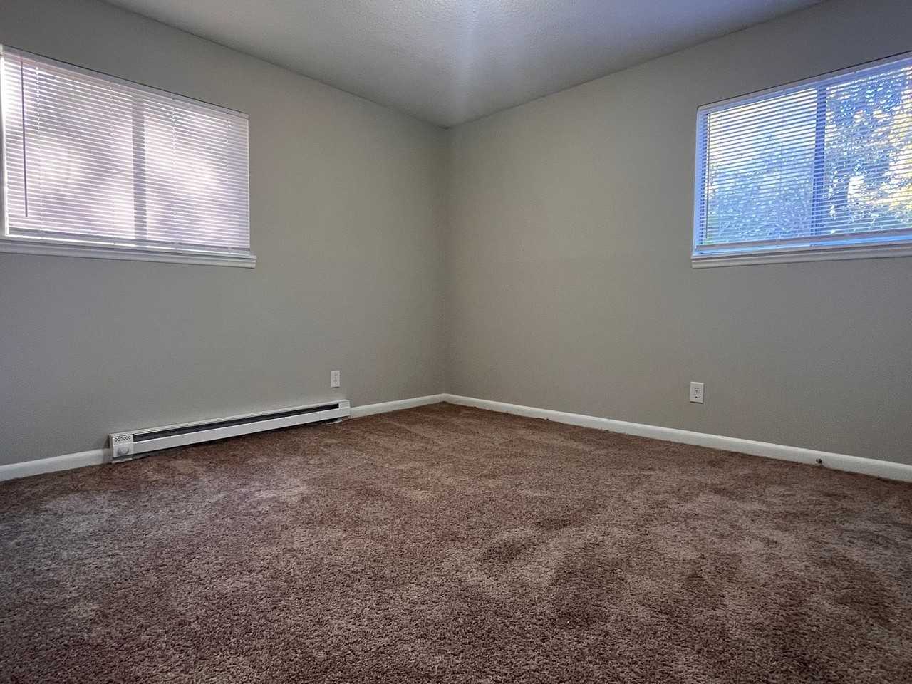 Arrowhead Apartments - Photo 6 of 9