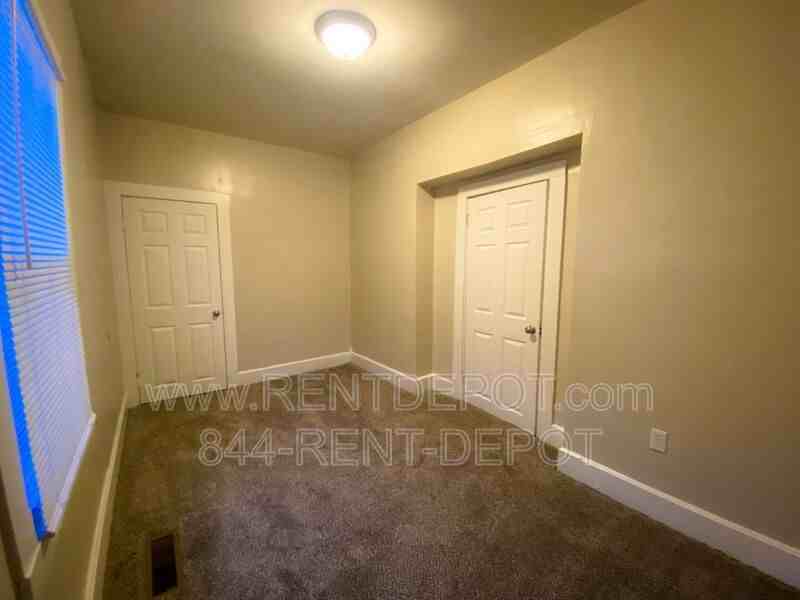 1626 East Division Street - Photo 5 of 12