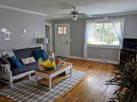 710 Ribaut Rd - Photo 1 of 1