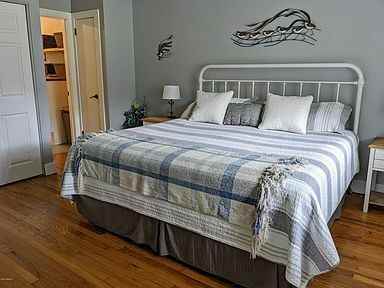 710 Ribaut Rd - Photo 3 of 15