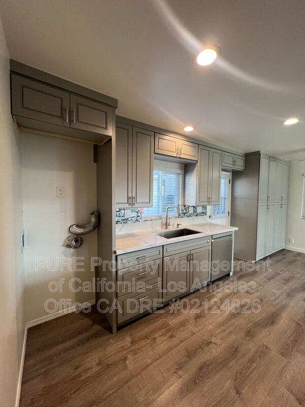 4417 West 166th Street - Photo 7 of 18