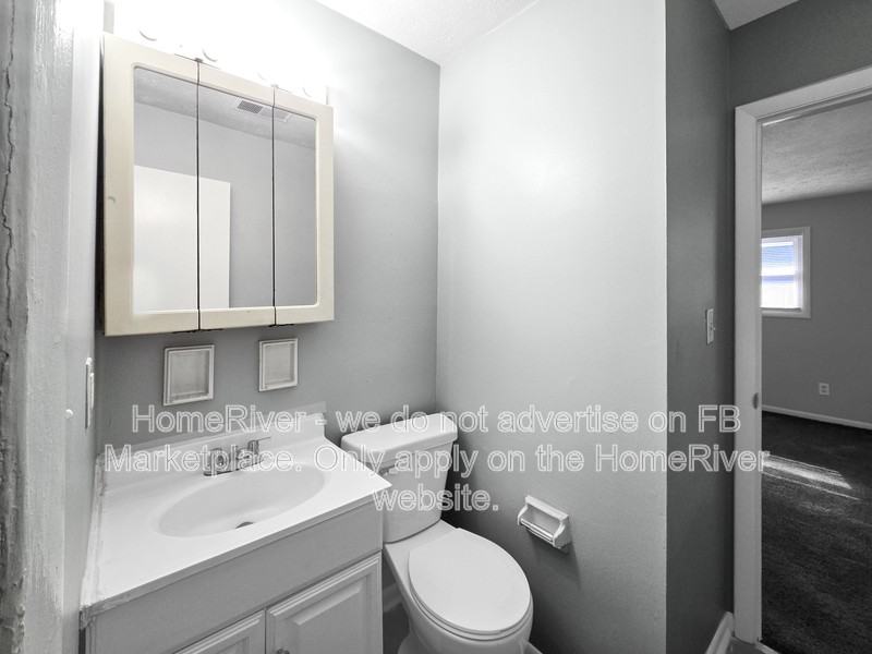 1150 Vandeman St - Photo 7 of 20