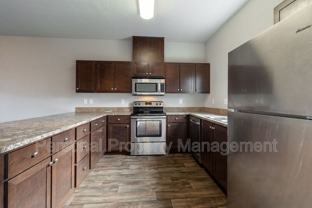 12600 Ne 49th St - Photo 1 of 1