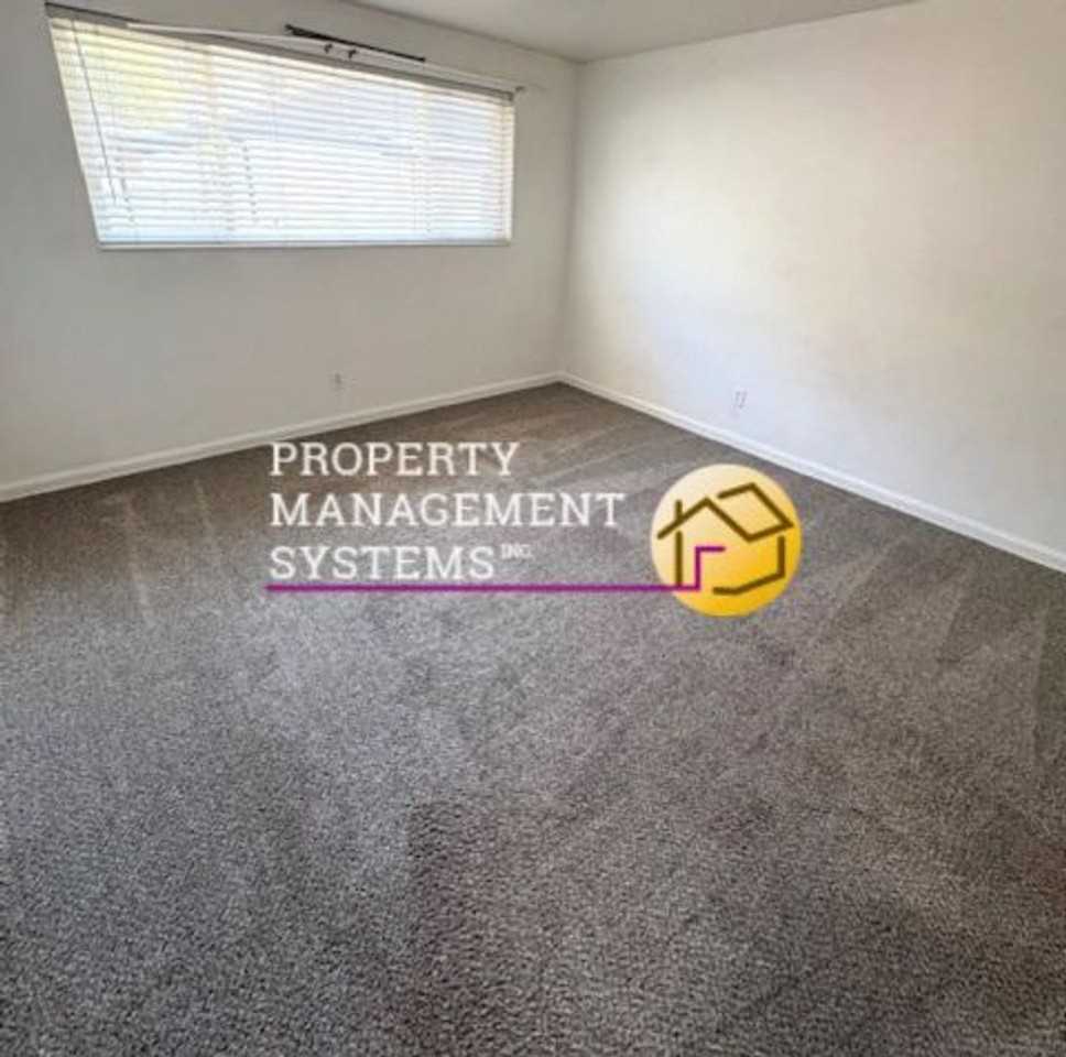 1777 S 2300 E - Photo 7 of 13