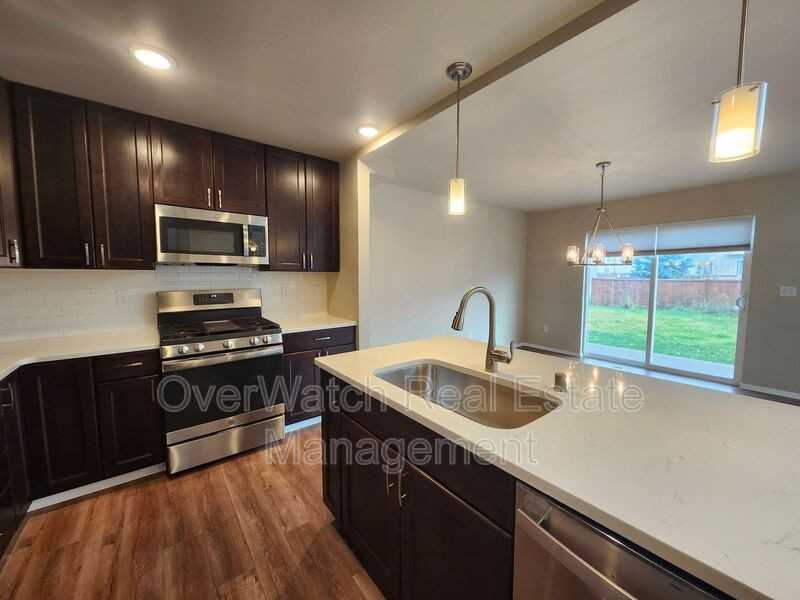 207 Shageluk St #101 - Photo 4 of 18