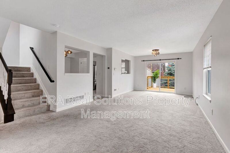 813 William Howard Taft Rd - Photo 4 of 42