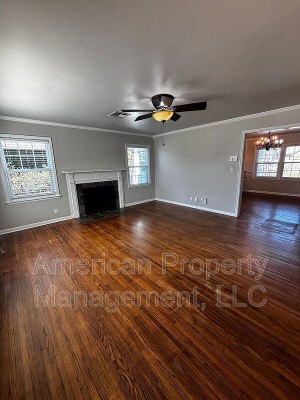 3507 E 15th St - Photo 5 of 24