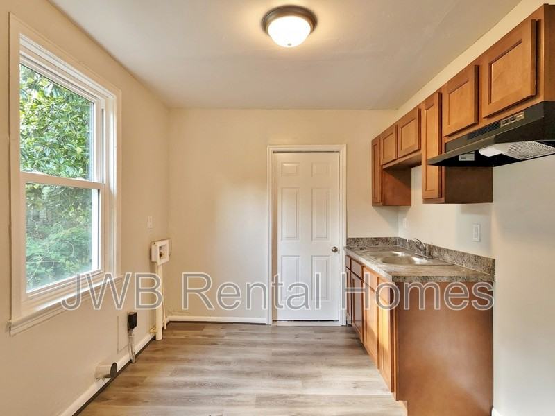 1342 West 30th Street - Photo 3 of 11