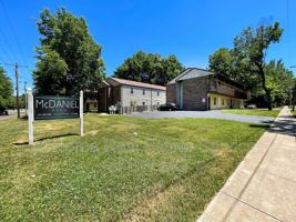 featured image of 1304 E Mcdaniel St #5