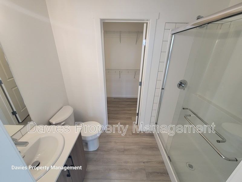 9207 228 Street NW #106 - Photo 5 of 14