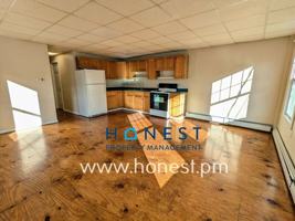 featured image of 17 Mechanic St #6