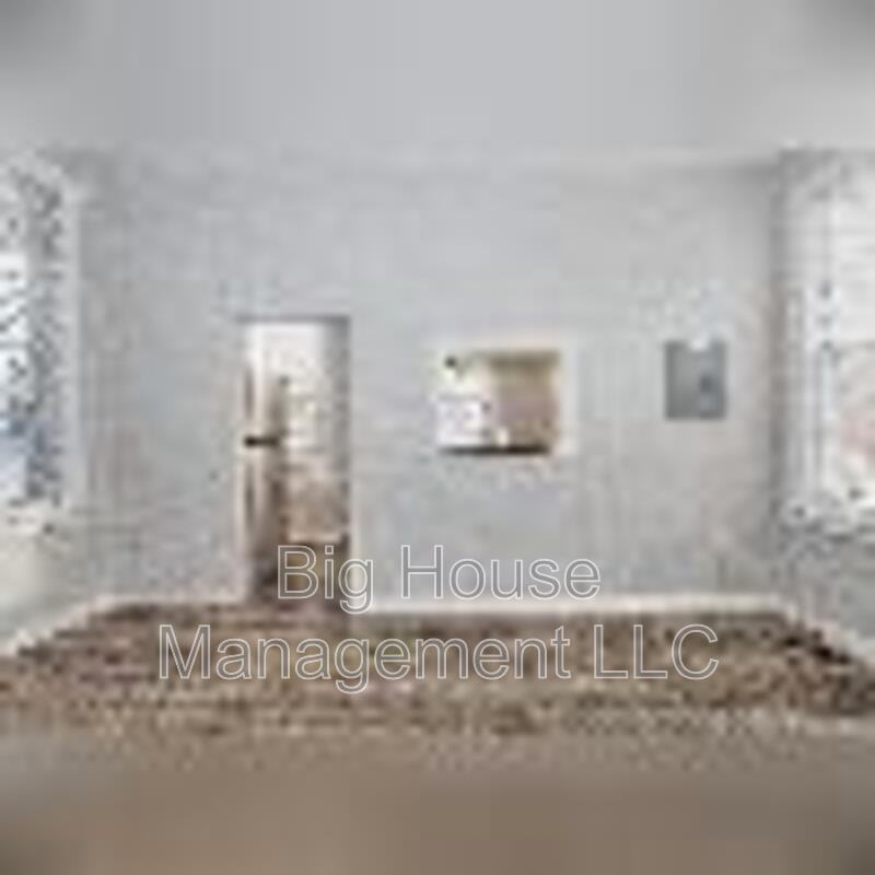 3407 Elgin Avenue #2 - Photo 4 of 13