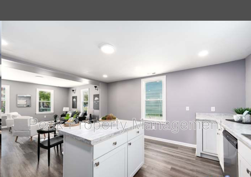 1413 Decatur St - Photo 4 of 30