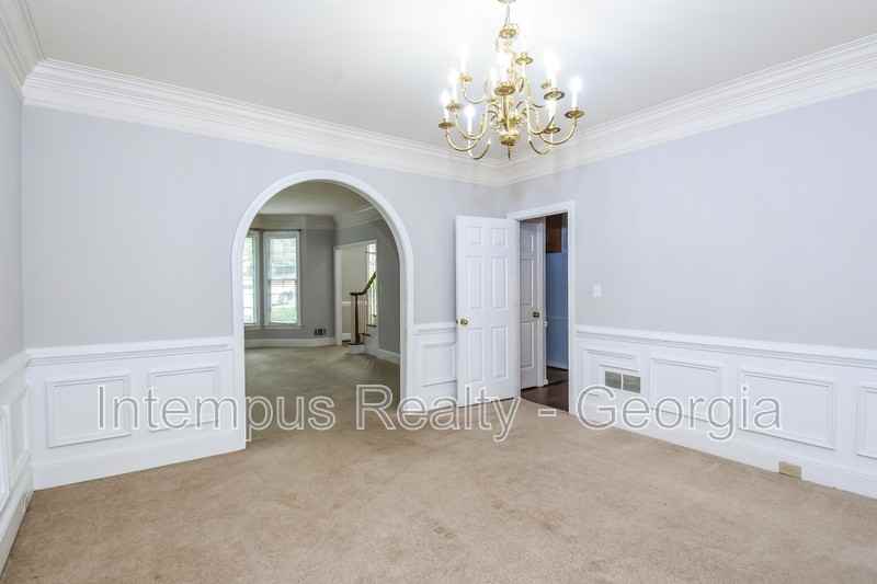 330 Banyon Brook Pt - Photo 4 of 20