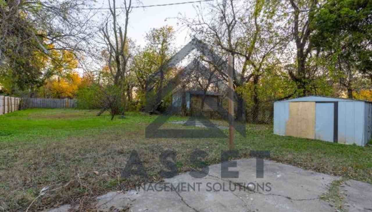 5924 Nw 42nd St #RTO - Photo 5 of 25