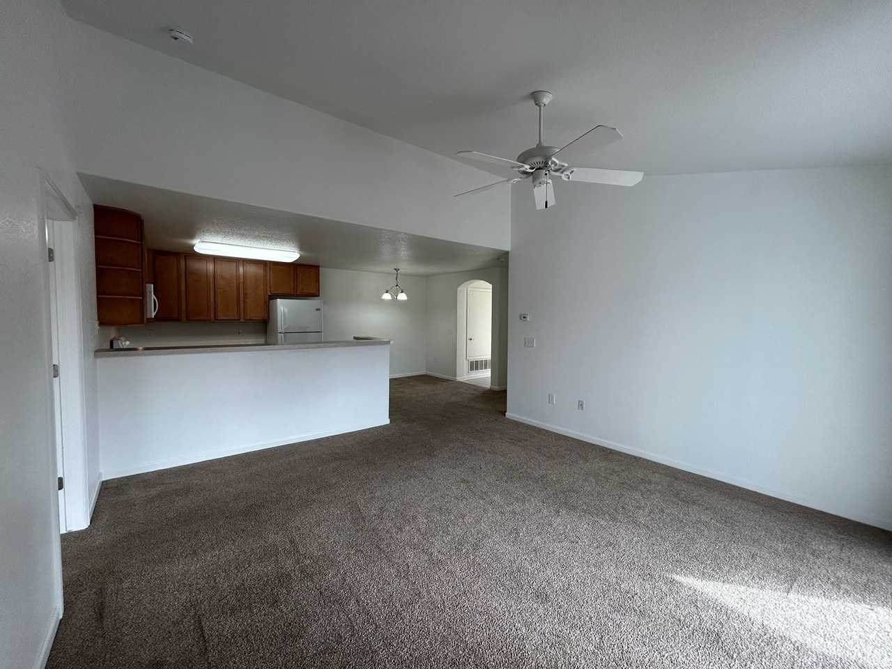 4645 Hahns Peak Dr - Photo 4 of 13