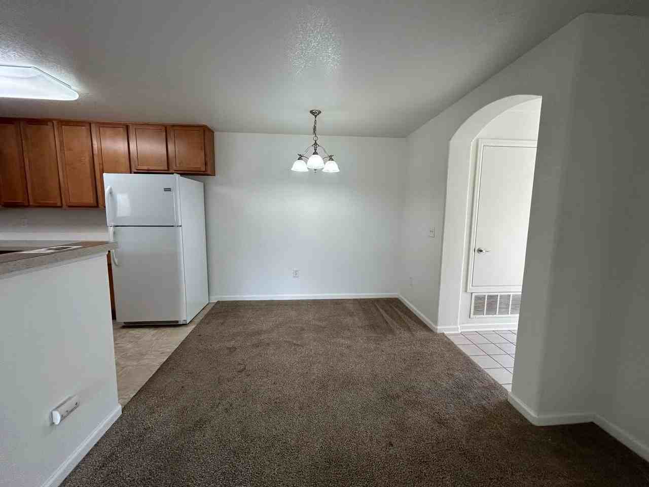 4645 Hahns Peak Dr - Photo 5 of 13
