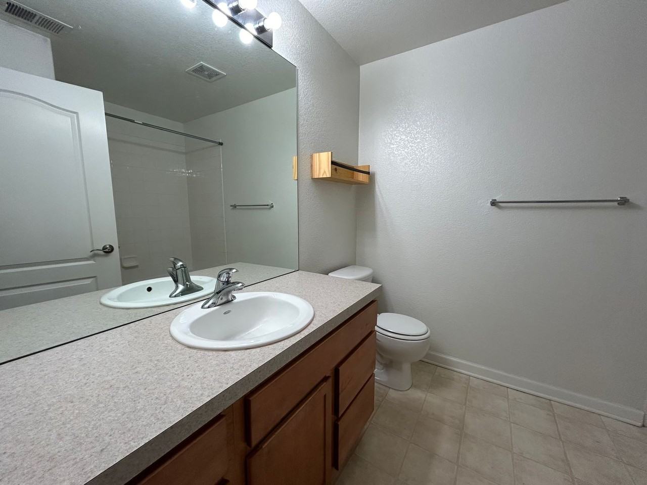 4645 Hahns Peak Dr - Photo 6 of 13
