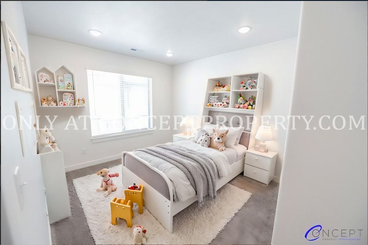 643 East 12th Street - Photo 4 of 50