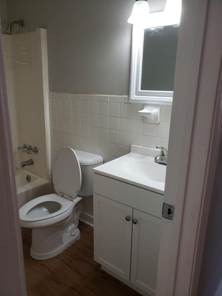 4th Bay - Photo 2 of 50