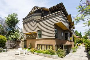 6451 Benvenue Ave Apt B #Apt B - Photo 1 of 1