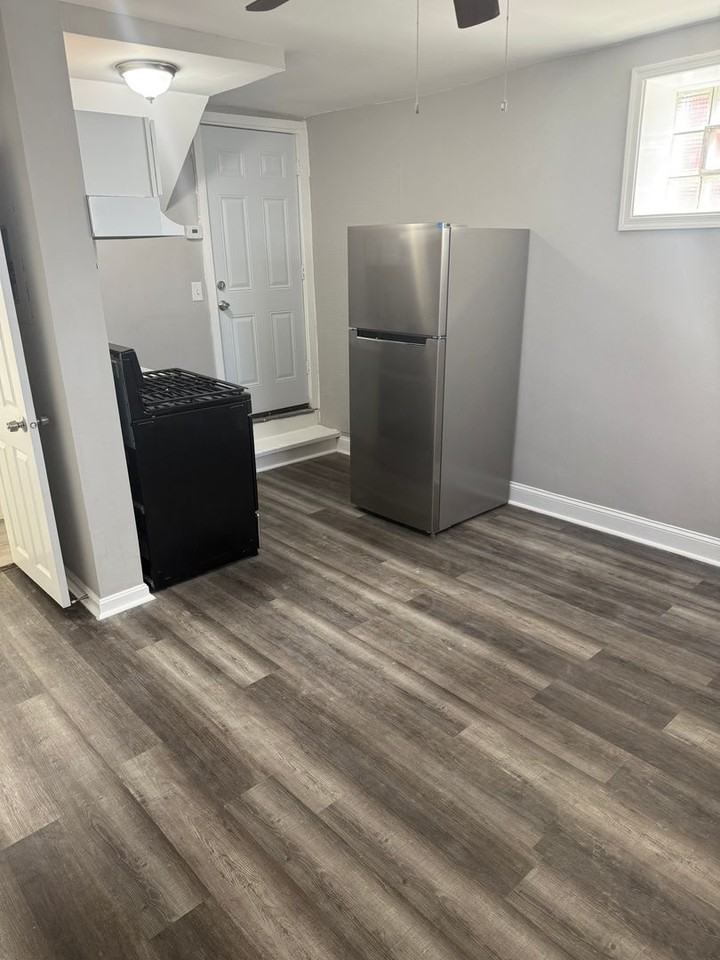 Kennedy Court - Photo 4 of 5