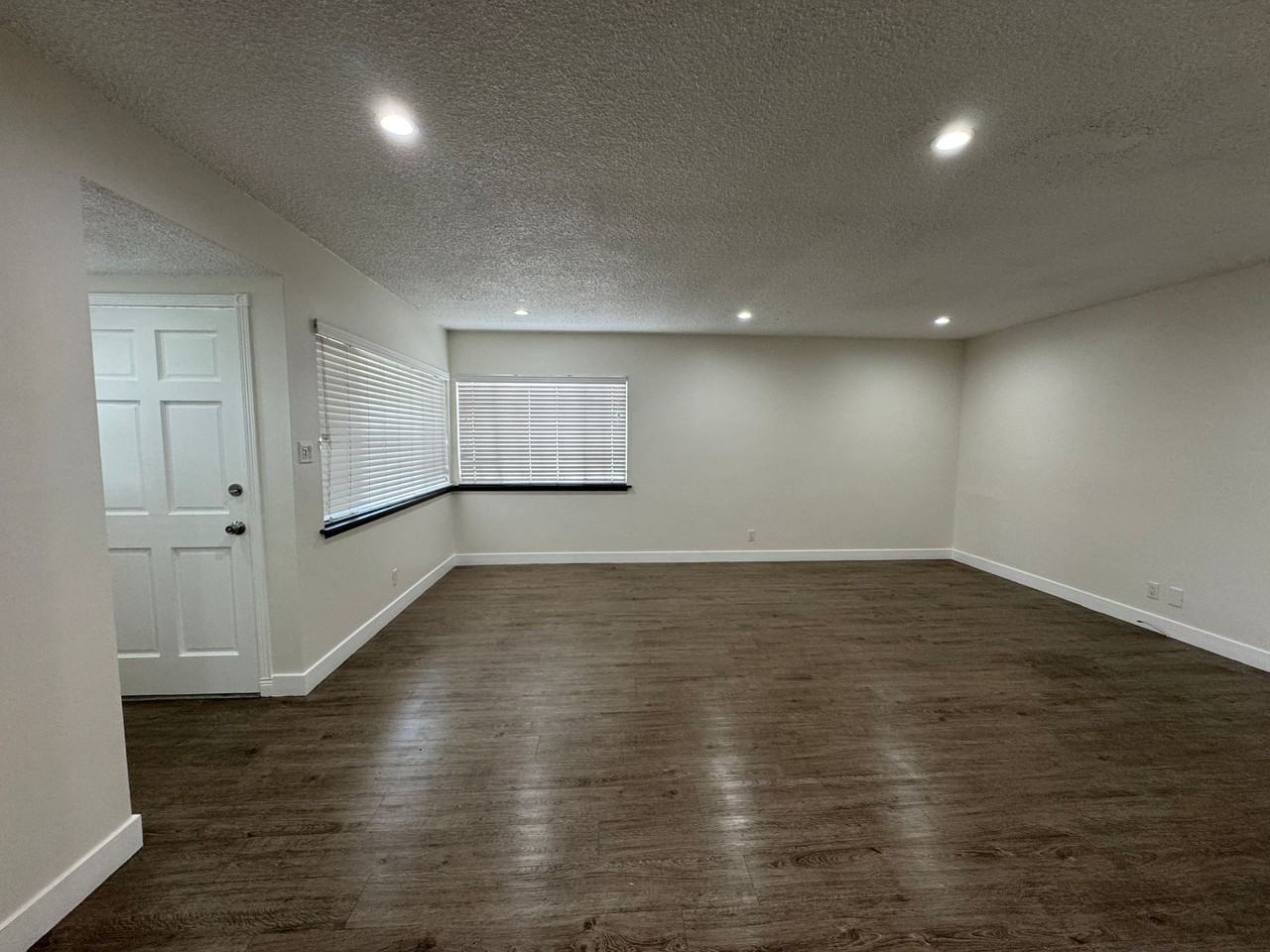 136th 4359 Apartments - Photo 5 of 15