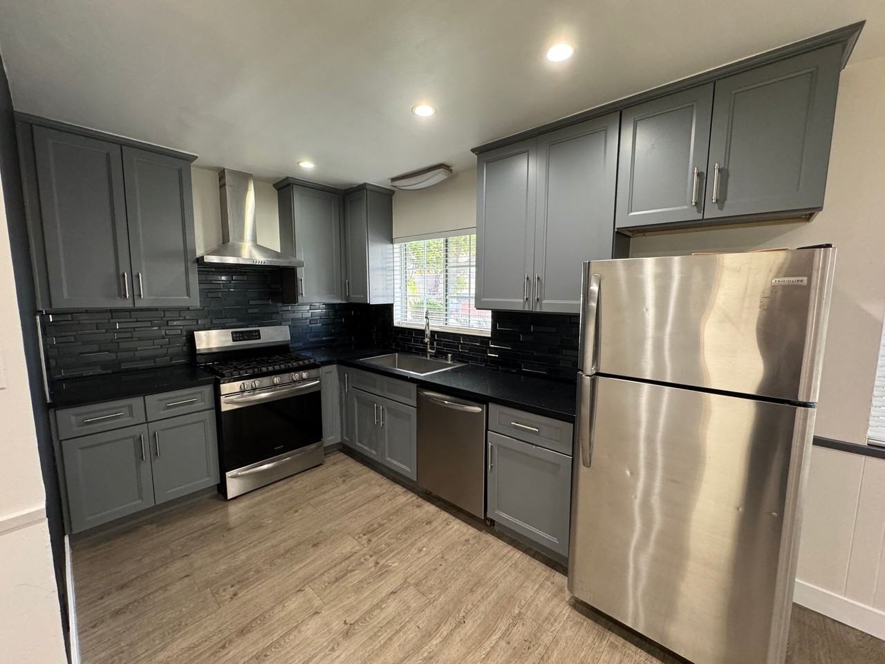 136th 4359 Apartments - Photo 6 of 15