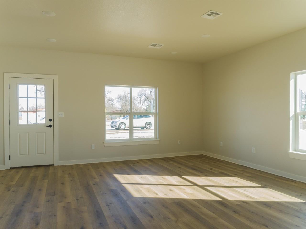 Ark Valley Flats - 547 Moore - Photo 2 of 12