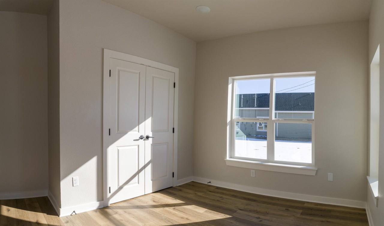 Ark Valley Flats - 553 Moore - Photo 3 of 14