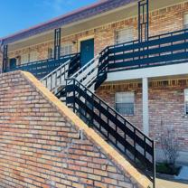 208 10th St - Photo 1 of 1