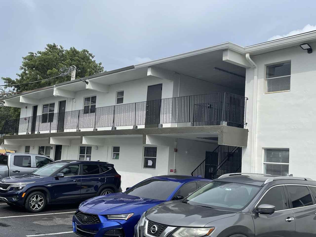 21 Kentucky Ave - Photo 3 of 13