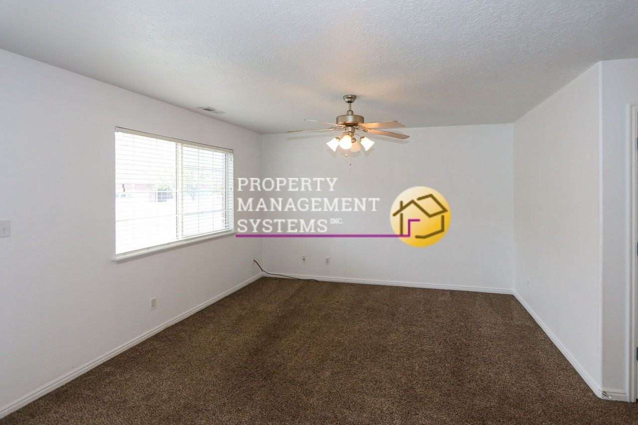 10505 S Sage Flats Way - Photo 7 of 22