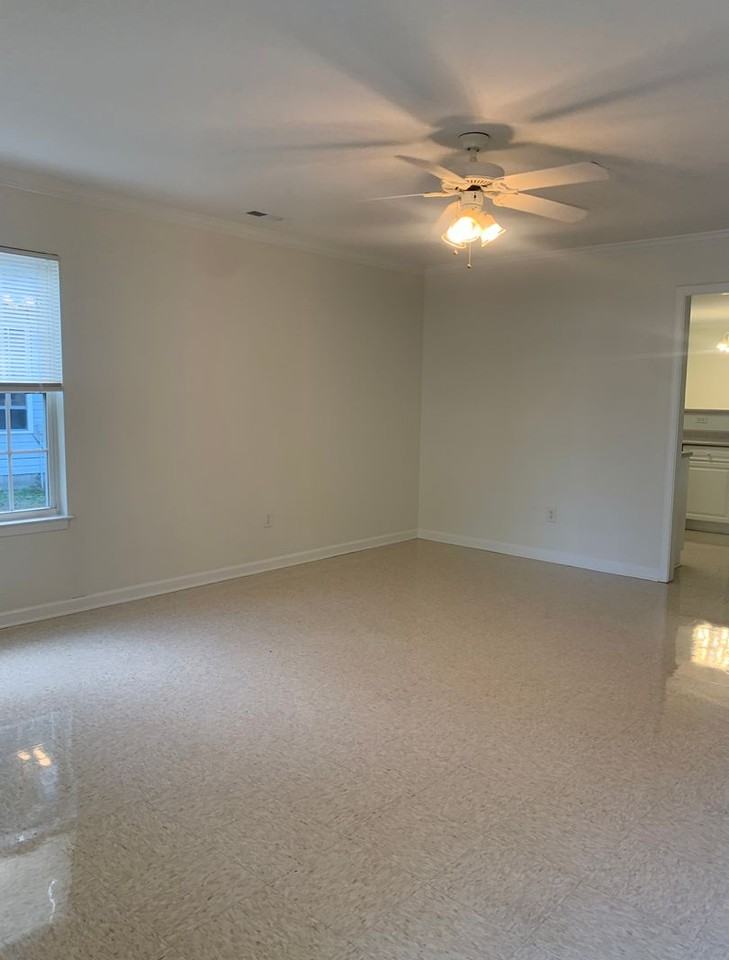 256 Victory Gardens Dr - Photo 6 of 34