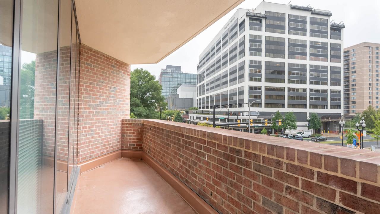 Water Park Towers - Photo 7 of 50