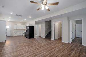 featured image of 319 S Florence Ave