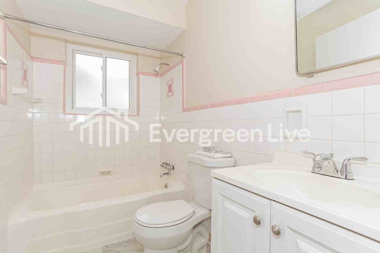 154 Riddle Rd - Photo 7 of 16