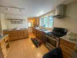 featured image of 2 Quechee Rd